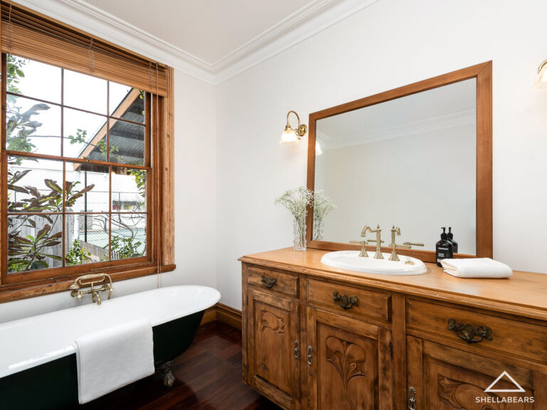 30 Airlie Street gallery