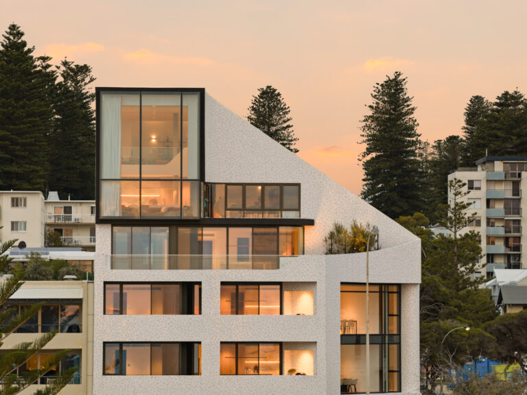 8/110 Marine Parade gallery