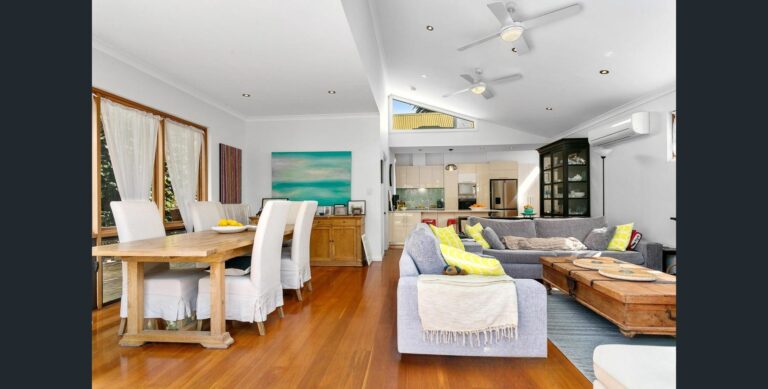 70 Railway Street gallery