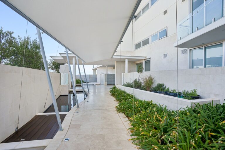 45/100 Country Club Drive gallery
