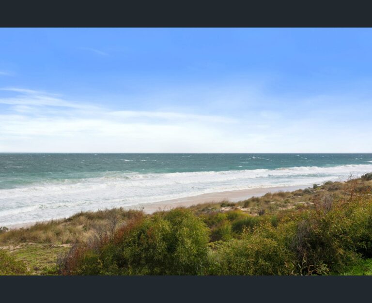 2/232 Marine Parade gallery