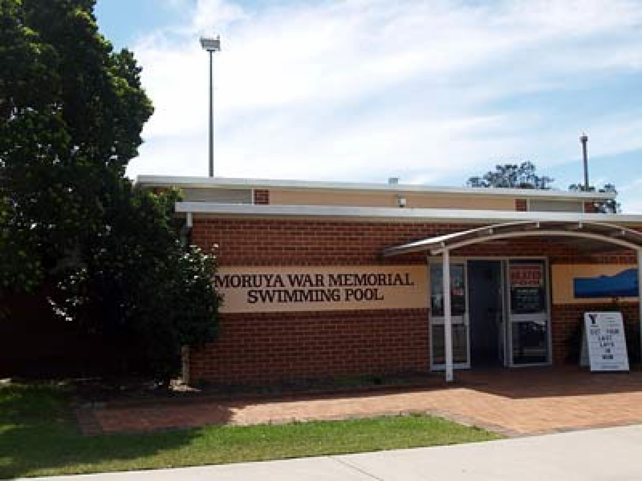 Photograph of Moruya War Memorial Swimming Pool  war memorial