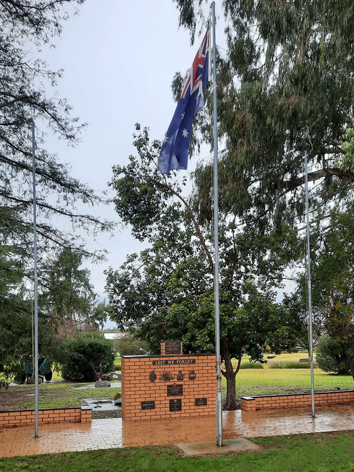 Photograph of Corowa Flag Court  war memorial