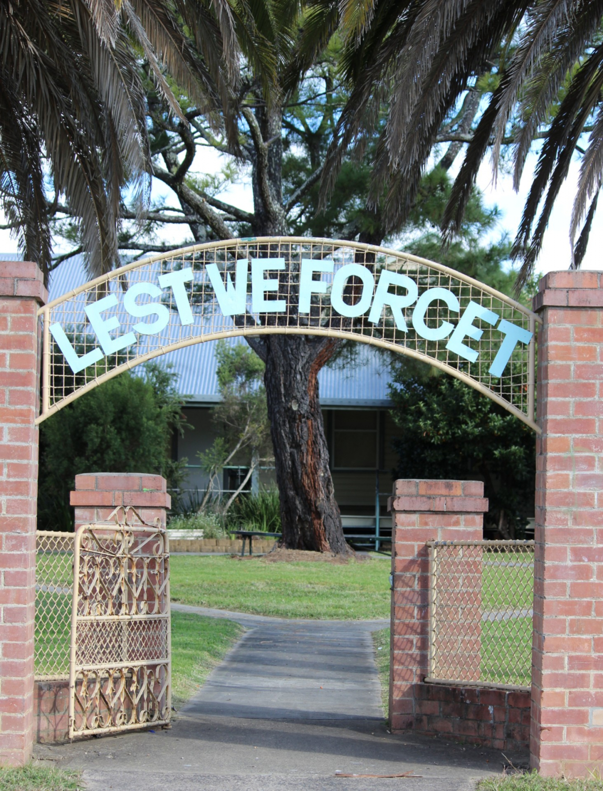 Photograph of Woodenbong Central School Memorial Gate war memorial