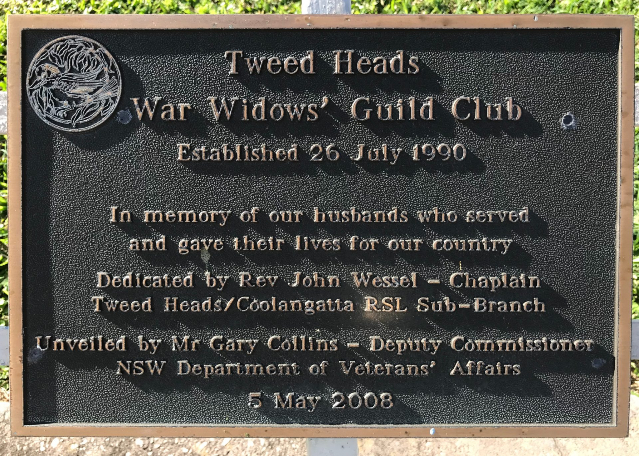 Photograph of Tweed Heads War Widows' Guild Club Memorial Plaque  war memorial
