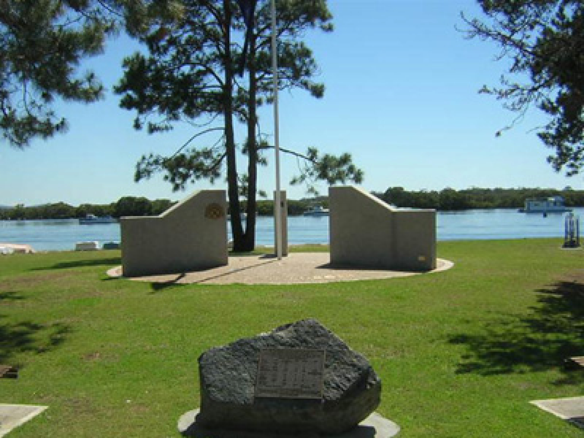 Tea Gardens Hawks Nest War Memorial NSW War Memorials Register