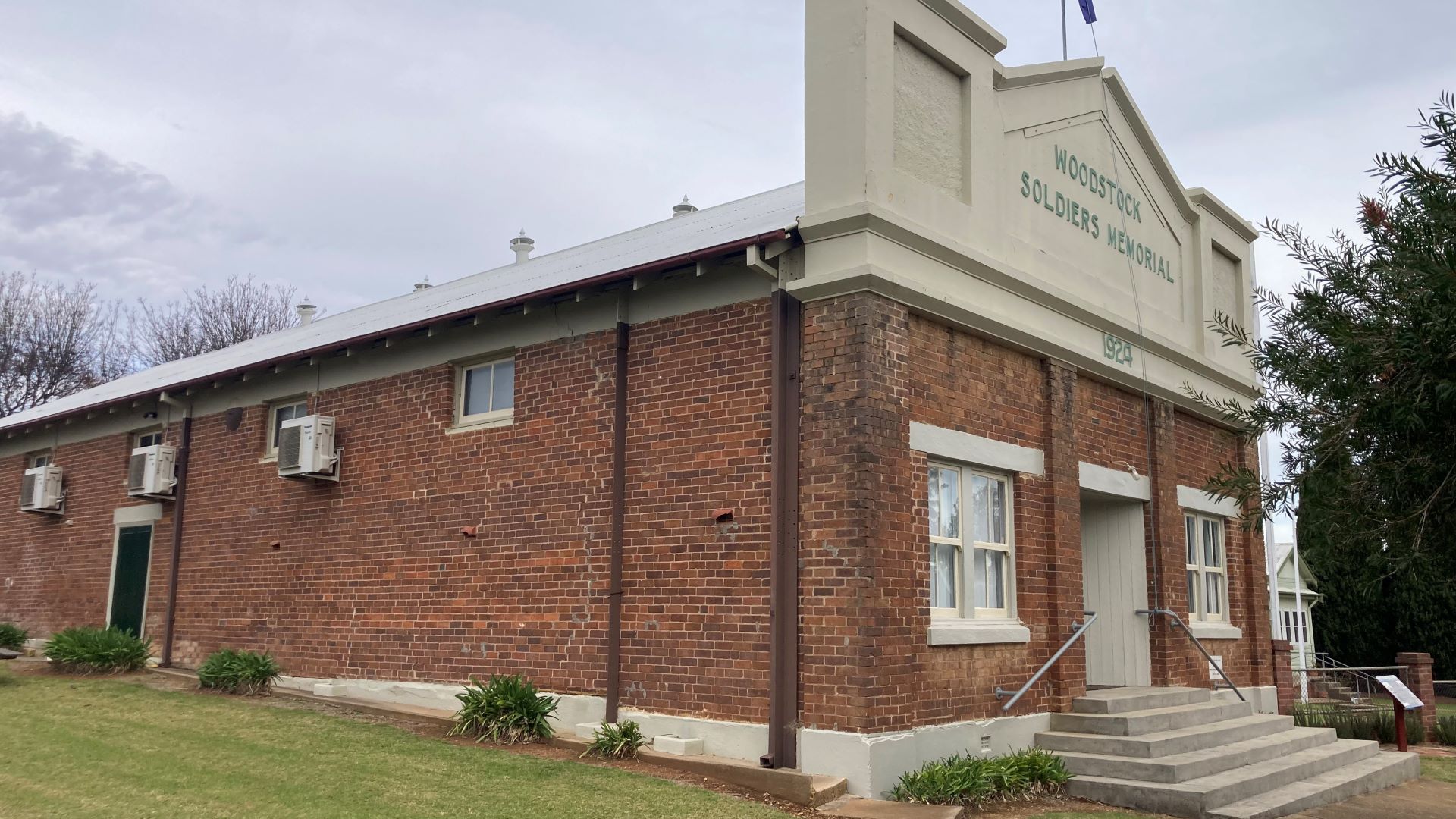 Woodstock Soldiers Memorial Hall 2025.