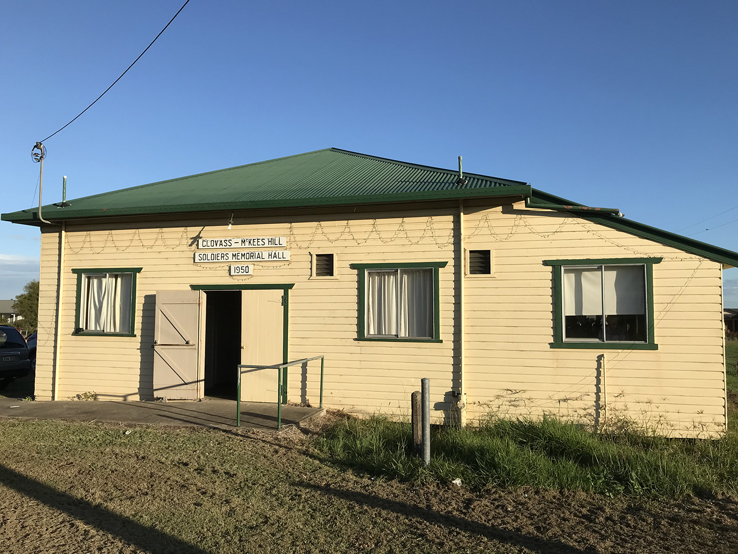 Clovass-McKees Hill Soldiers Memorial Hall