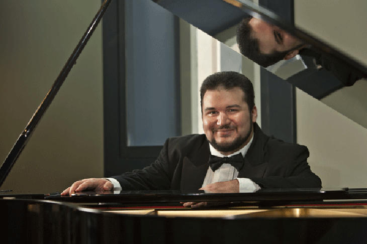 Tenor Lorenzo Rositano.