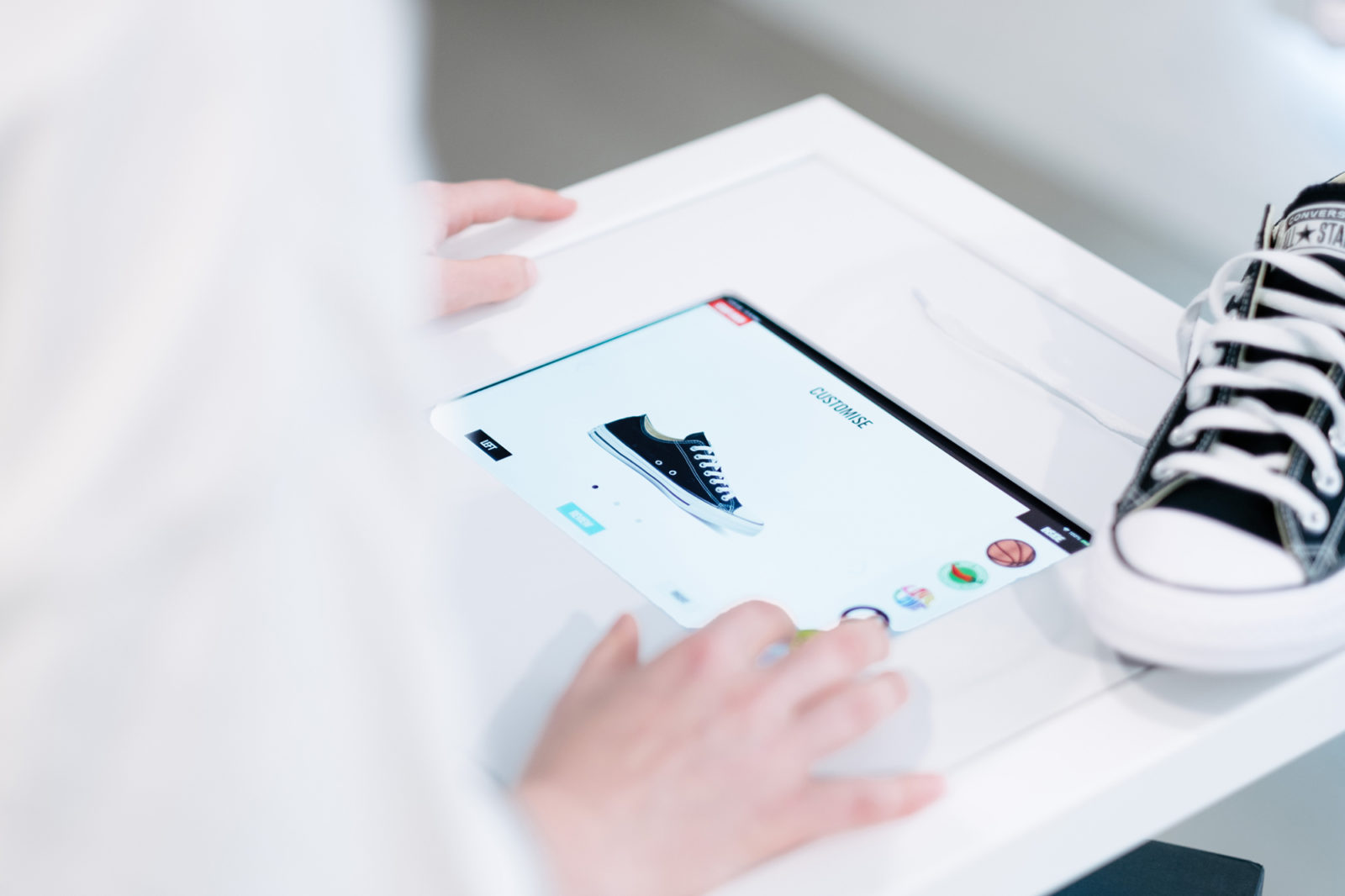 Space between converse customisation 2019 13