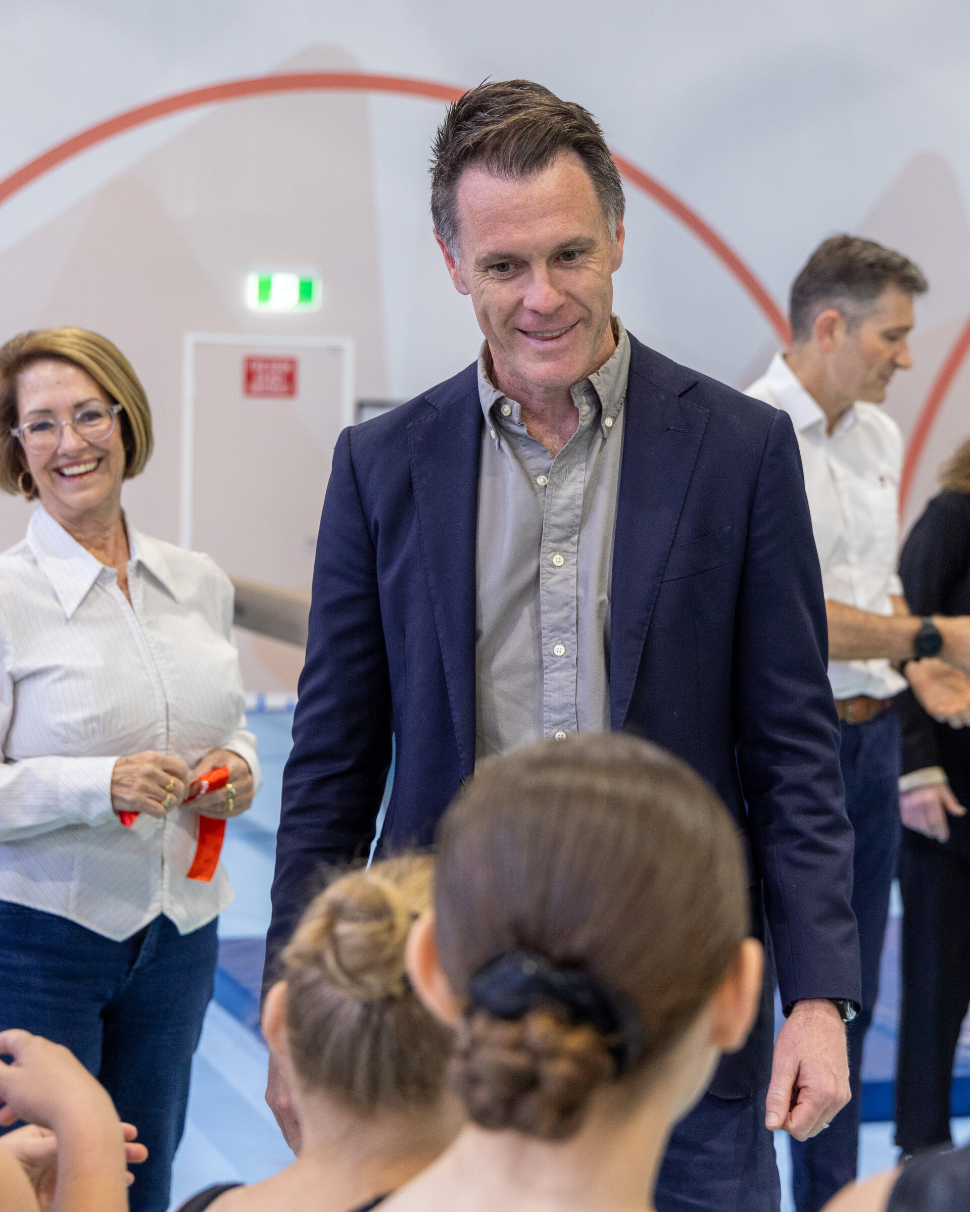 Description of Image 1