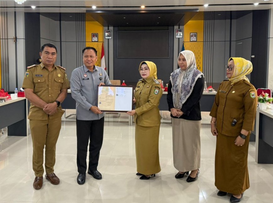 Dua Motif Tenun Khas Resmi Terdaftar Hak Cipta, Siapa Sosok di Baliknya?