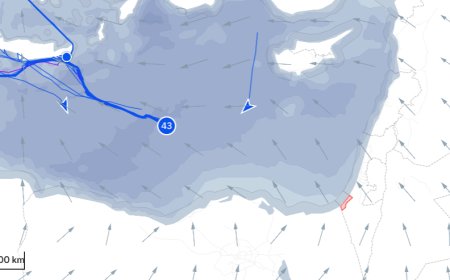 Armada Global Sumud Flotilla Mendekati Zona Bahaya Laut Mediterania