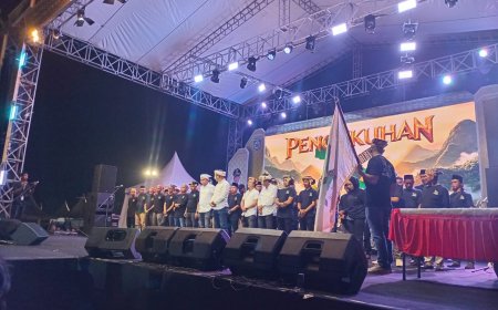 Bupati Morowali Resmi Mengukuhkan Laskar To Boengkoe Periode 2025-2030