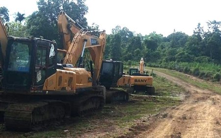 Lima Ekskavator Misterius Ditemukan di Sungai Desa Bente, Warga Khawatirkan Aktivitas Ilegal