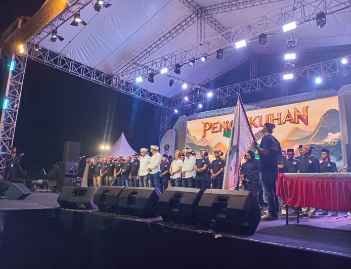 Bupati Morowali Resmi Mengukuhkan Laskar To Boengkoe Periode 2025-2030