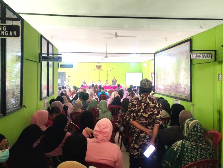 AKAN DISEGEL! Warga Bahomotefe Tolak 50:50 Dana Rp4,3 Miliar, Kantor Desa Terancam Ditutup