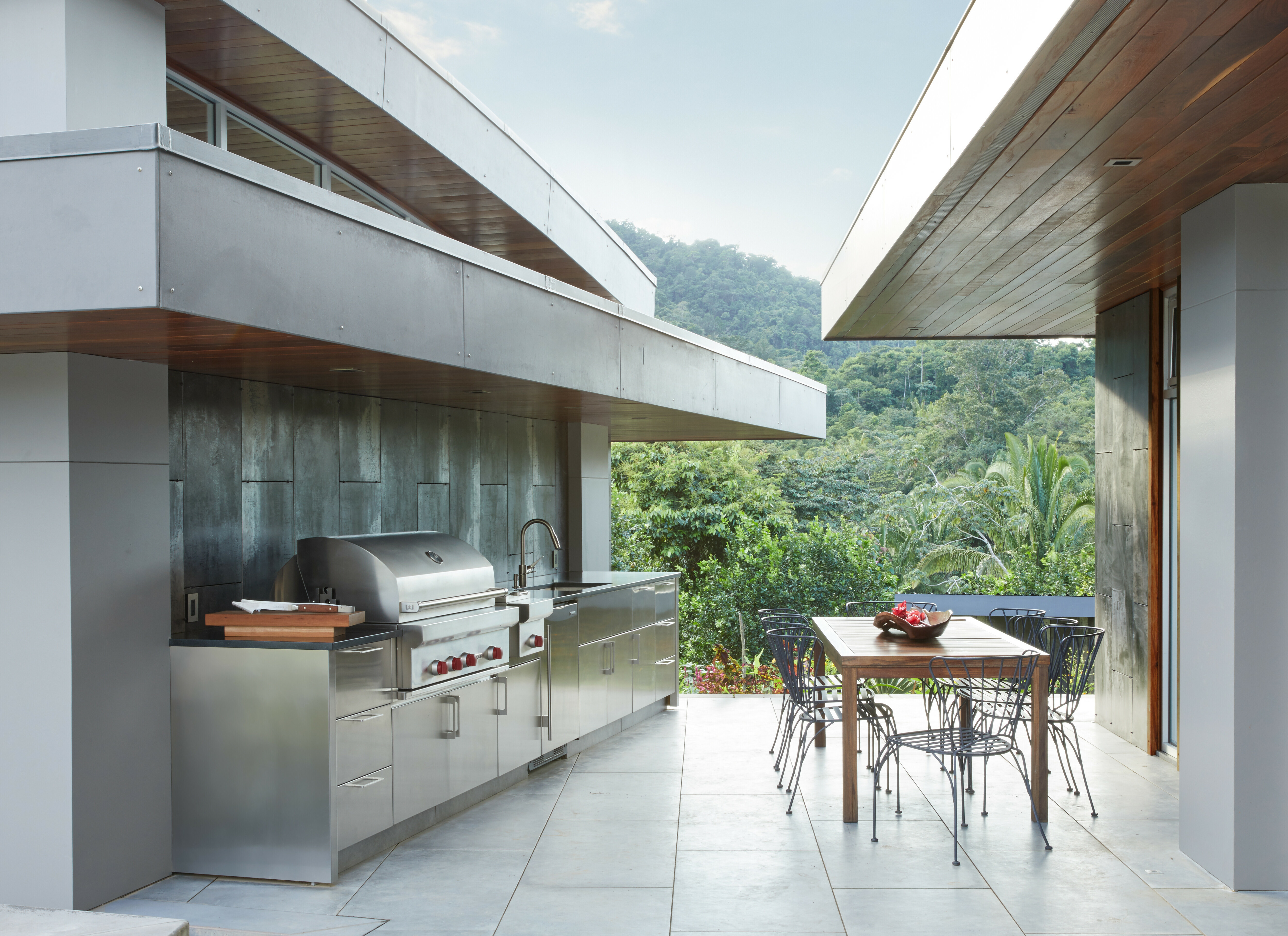 GJESDAHL LG KDC 15 16 81717 2 PRIMARY Medium Resolution