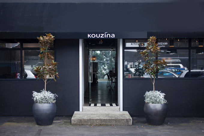 Kouzina Appliances clean