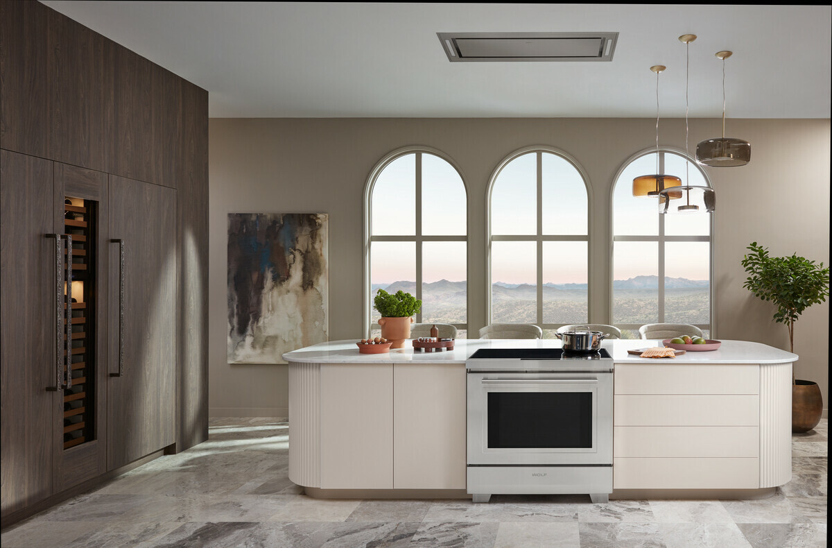 LG BSTYLE IR36 2 Medium Resolution