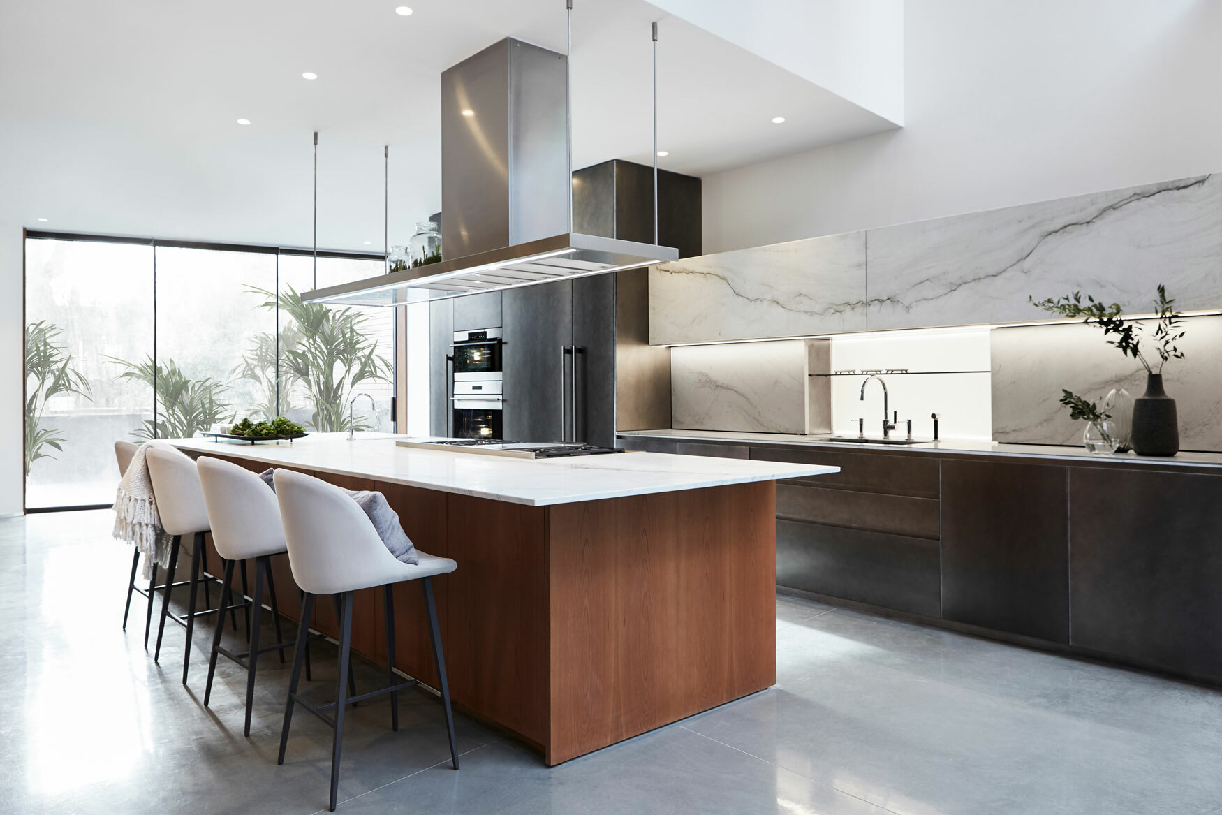 KDC 17 18 Belsize Lane Emma Bice 06 High Resolution web