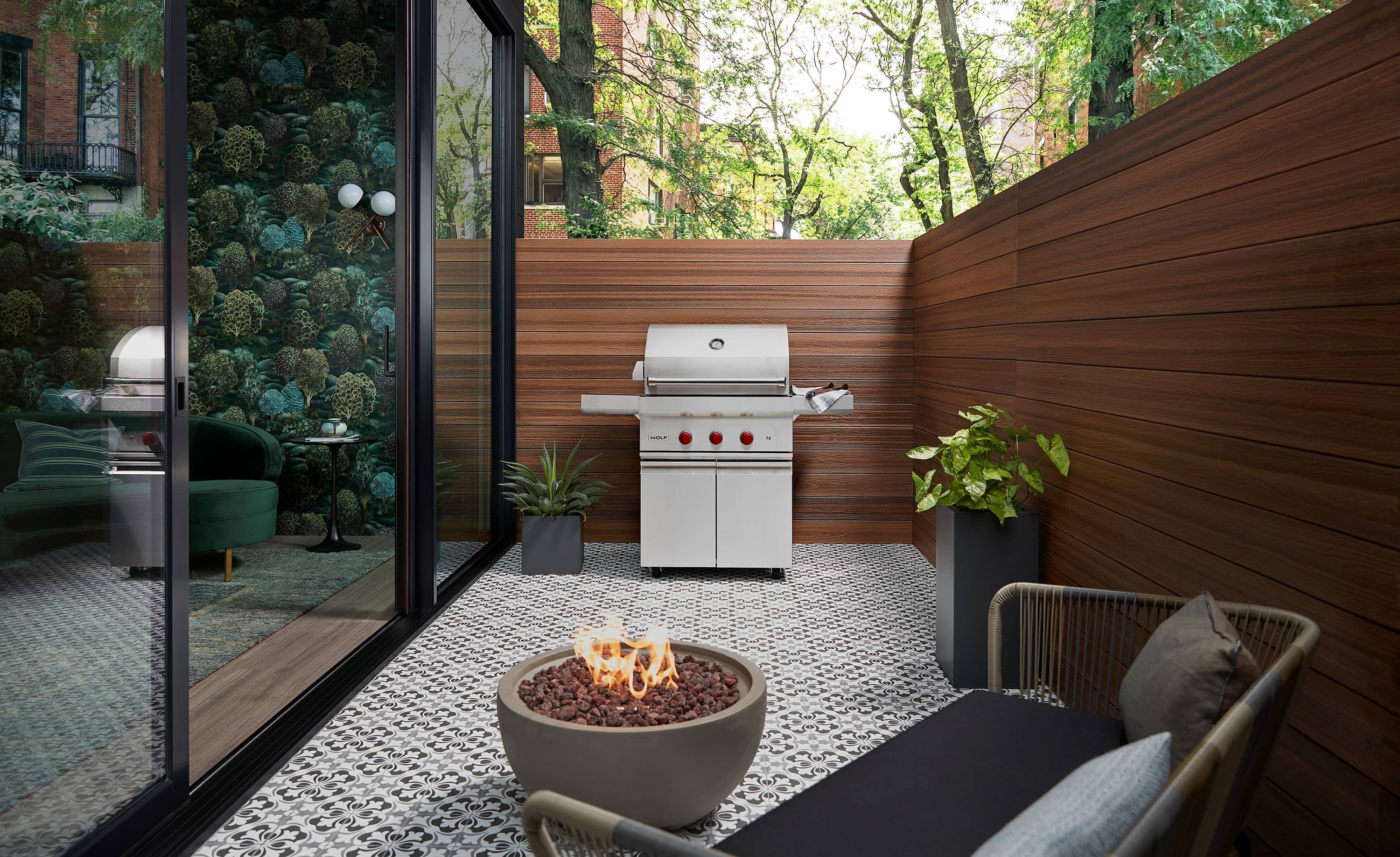 LG BSTYLE 091719 6 1