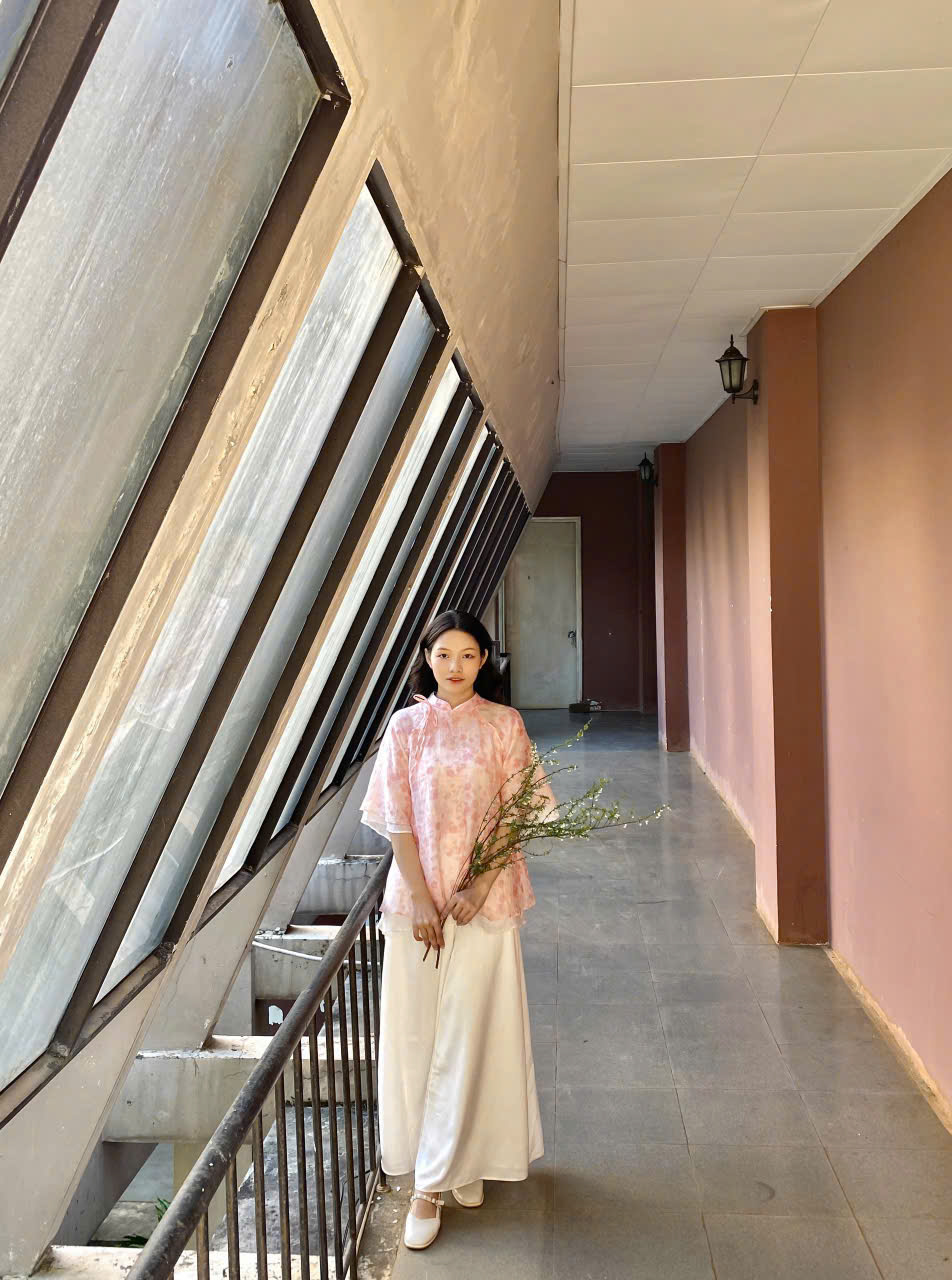 Học viên Thùy dương