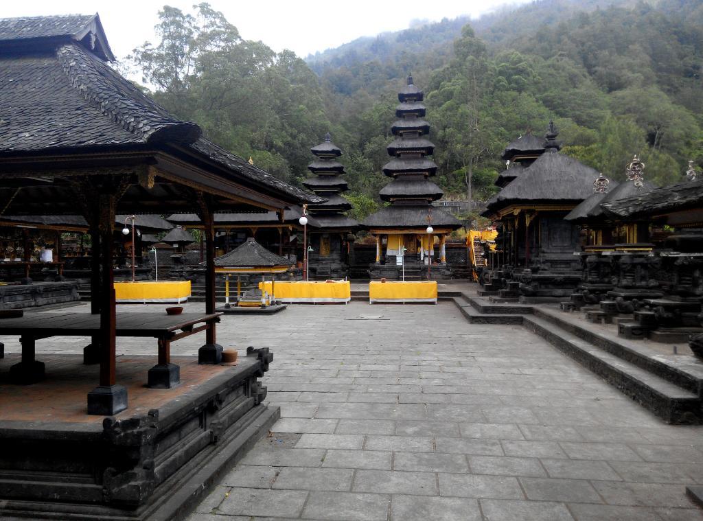 The Bali Bible Pasar Agung temple The Bali Bible Pasar Agung temple