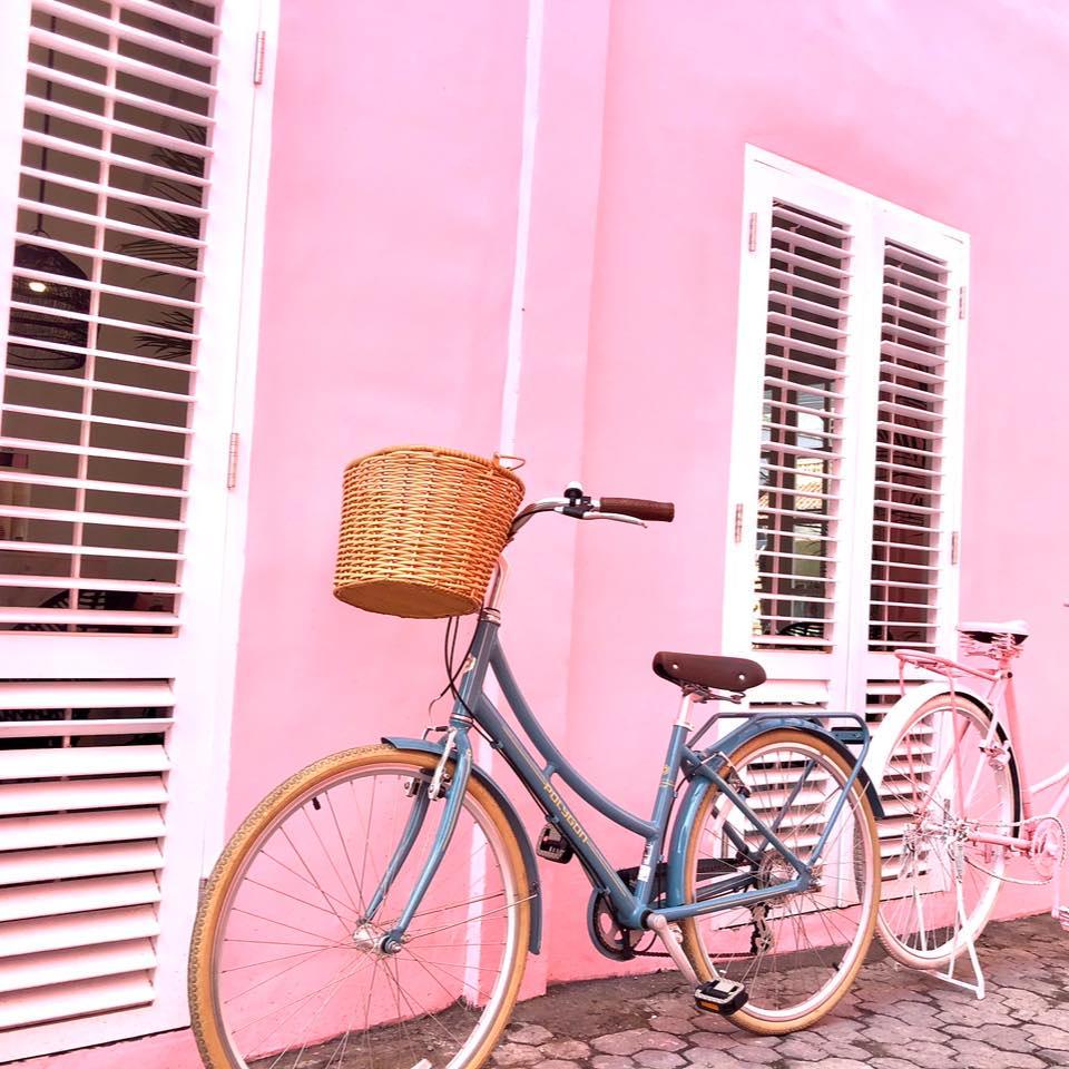 The Bali Bible Doppio Cafe Pink