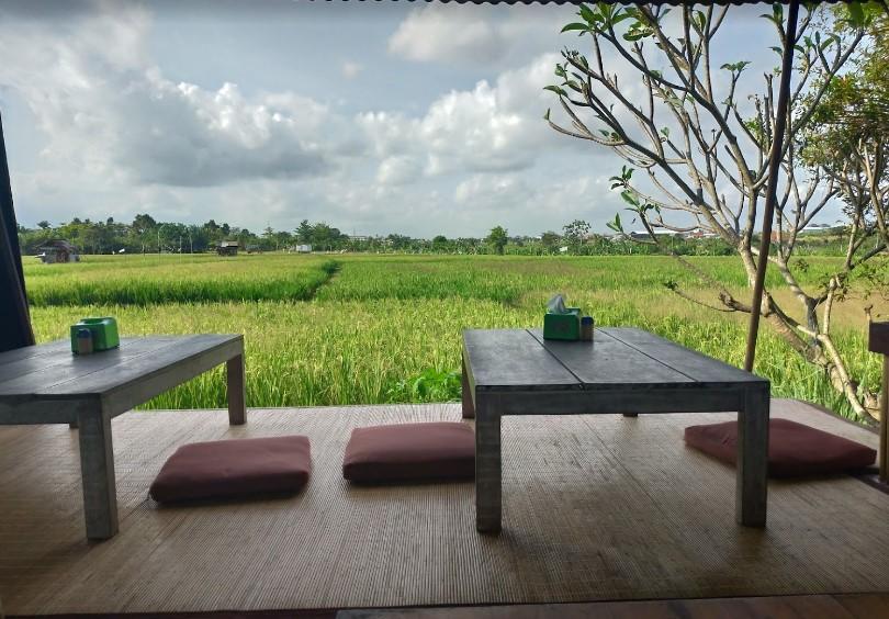 Warung  Tepi Sawah  Warung  Tepi Sawah