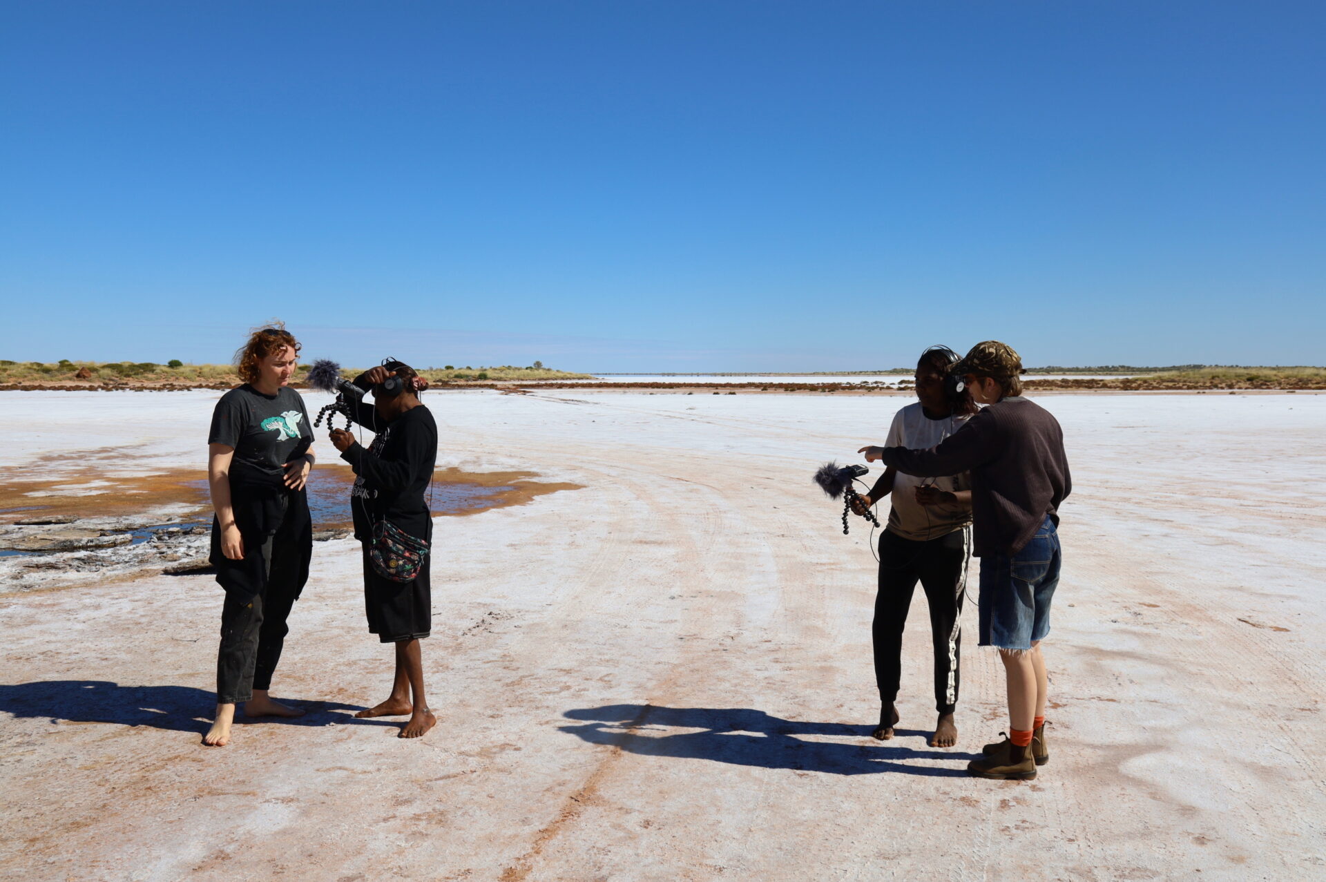 Anna Spencer Rianne Burton Kimeal Simpson and Annika Moses at Wilarra Spring
