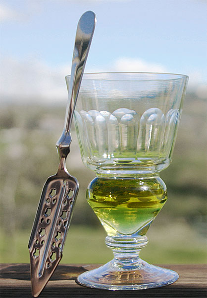 File:Absinthe.jpg