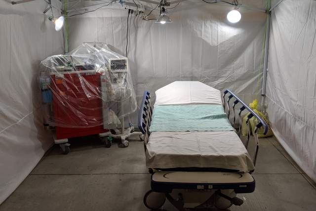 File:Resuscitation tent.jpg