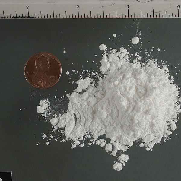 File:CocaineHydrochloridePowder cropped.jpg