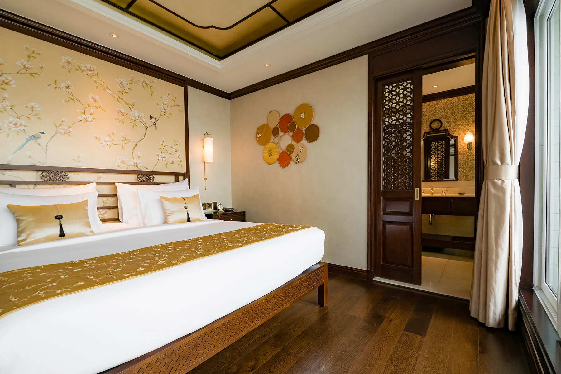 Heritage Line Ginger Cruise, Signature Suite