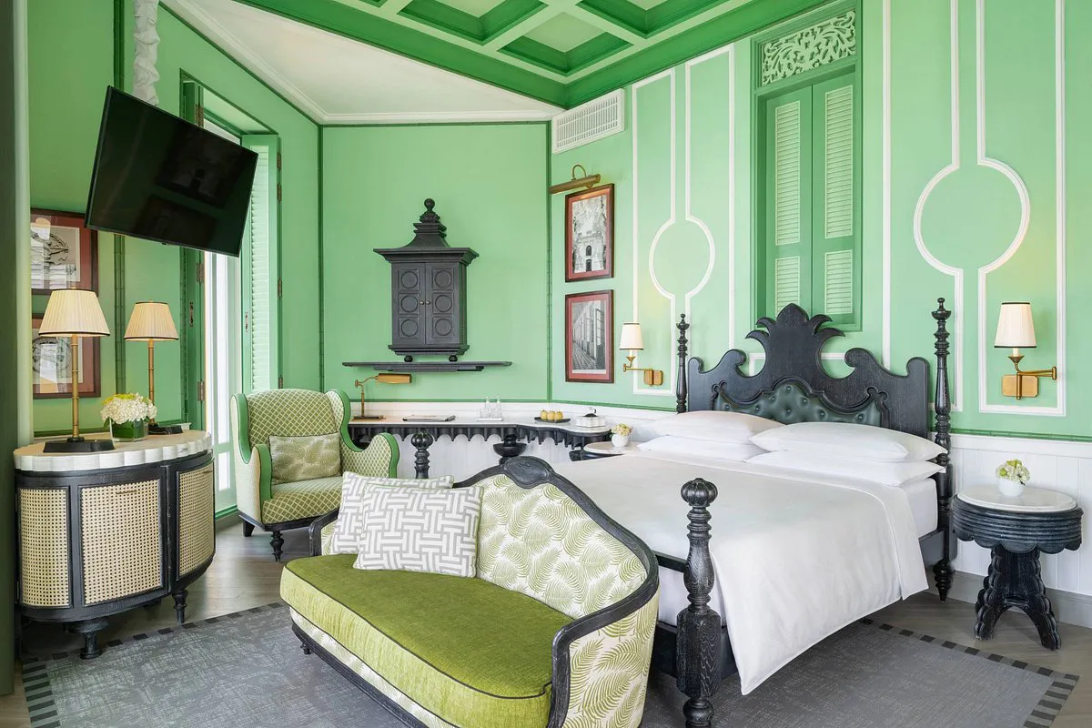 JW Marriott Phu Quoc Emerald Bay Resort & Spa, Phú Quốc, Vietnam, Deluxe Emerald Bay Beach Front Room