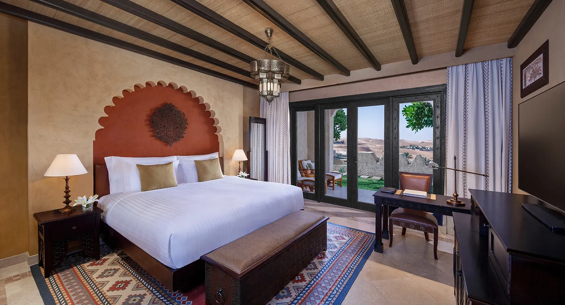 Qasr Al Sarab Desert Resort by Anantara, Abu Dhabi, Deluxe Garden Room