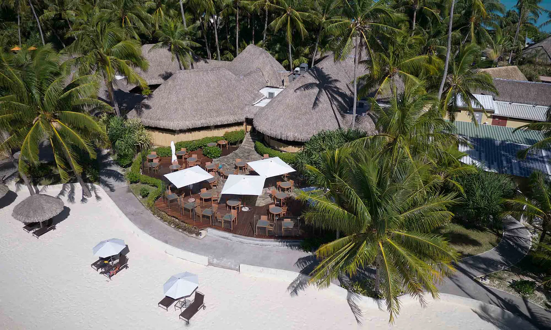 InterContinental Le Moana Bora Bora Resort, Vini Vini Bar and Restaurant