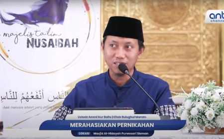 MERAHASIAKAN PERNIKAHAN