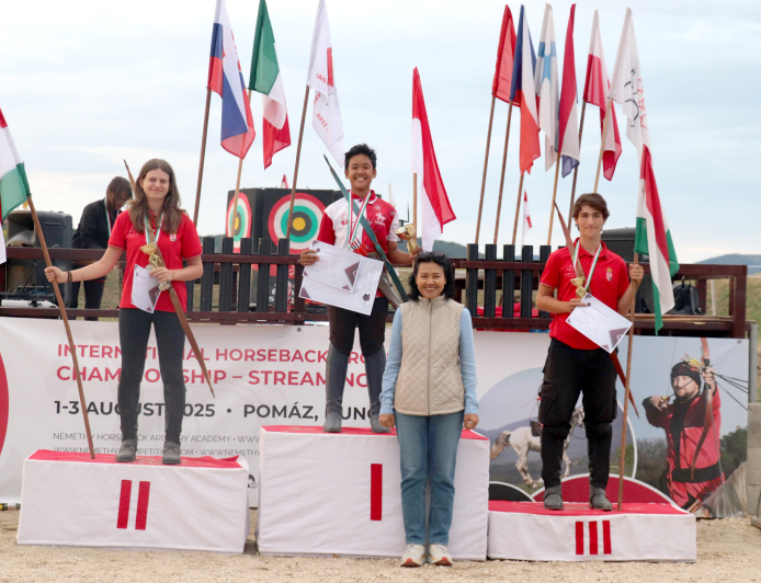 Kembali Harumkan Indonesia, Rayyan Abdul Karim, Remaja Muslim Indonesia Jadi Juara Dunia Panahan Berkuda